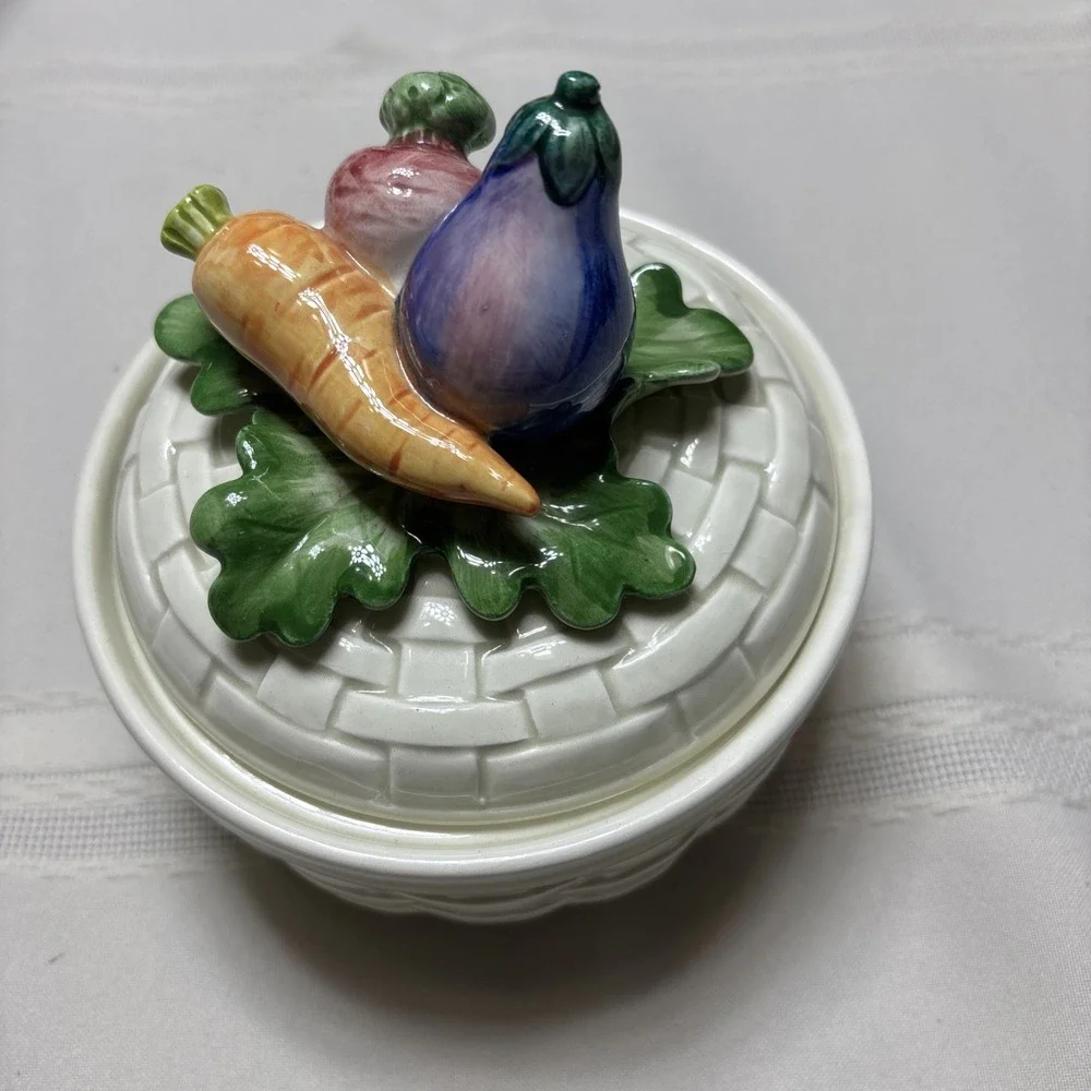 FITZ & FLOYD Kitchen Harvest Butter Tub Covered Dish Bowl Lid Rare FF Vegetables